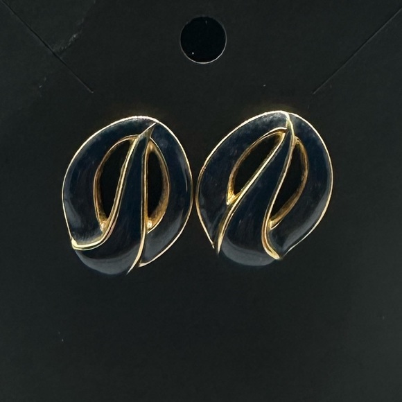 Monet Vintage Earrings Gold Tone & Black 3/4” Long Oval Disc Statement Earrings - Picture 1 of 6